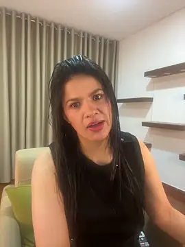 Snapshot of Alice_Biel chatting on January 2025 11:13:02 AM Alice Biel online show from January 2025 11:13:02 AM