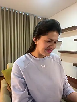 Snapshot of Alice_Biel chatting on January 2025 01:24:02 PM Alice Biel online show from January 2025 01:24:02 PM