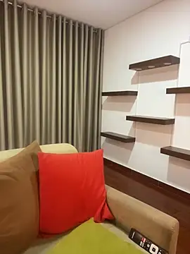 Snapshot of Alice_Biel chatting on February 2025 01:02:01 AM Alice Biel online show from February 2025 01:02:01 AM