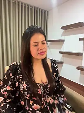 Snapshot of Alice_Biel chatting on March 2025 01:01:02 AM Alice Biel online show from March 2025 01:01:02 AM