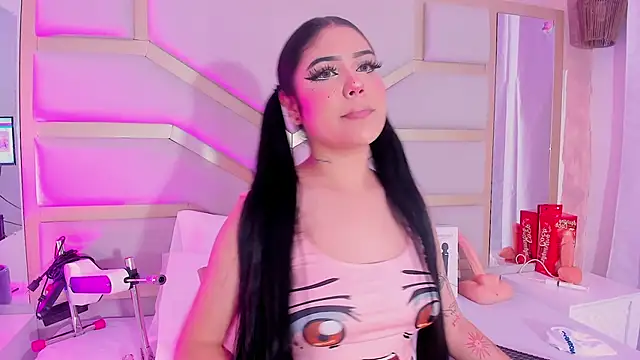 Snapshot of dollsweety chatting on November 2025 10:31:02 PM dollsweety online show from November 2025 10:31:02 PM