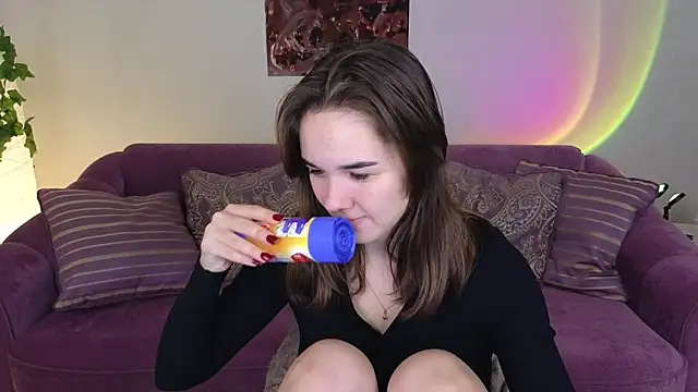 Snapshot of LindaRobertz chatting on December 2024 11:18:02 PM LindaRobertz online show from December 2024 11:18:02 PM