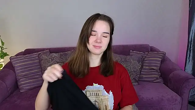 Snapshot of LindaRobertz chatting on January 2025 11:11:01 AM LindaRobertz online show from January 2025 11:11:01 AM