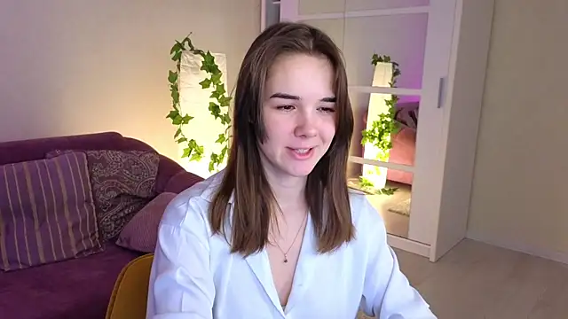 Snapshot of LindaRobertz chatting on January 2025 12:16:01 PM LindaRobertz online show from January 2025 12:16:01 PM