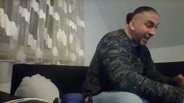 Snapshot of NewyorkDimi chatting on March 2025 12:10:02 AM NewyorkDimi online show from March 2025 12:10:02 AM