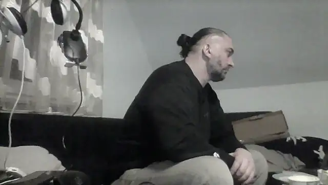 Snapshot of NewyorkDimi chatting on April 2026 02:42:01 AM NewyorkDimi online show from April 2026 02:42:01 AM