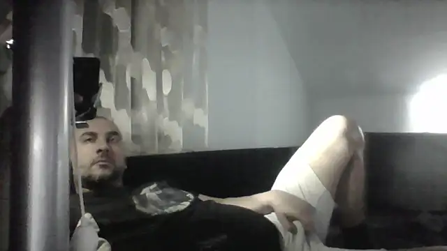 Snapshot of NewyorkDimi chatting on June 2026 02:02:02 AM NewyorkDimi online show from June 2026 02:02:02 AM