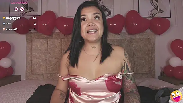 Snapshot of lyn_adamns chatting on February 2025 03:04:02 AM lyn adamns online show from February 2025 03:04:02 AM