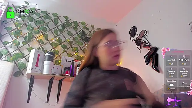 kathryn07 online show from November 2025 01:11:01 PM