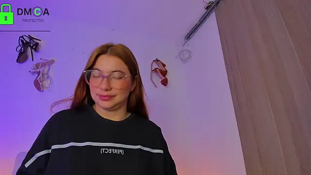 kathryn07 online show from December 2025 12:02:02 PM