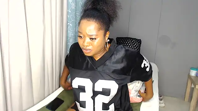 Sexyboobs330 online show from February 2025 04:46:02 PM