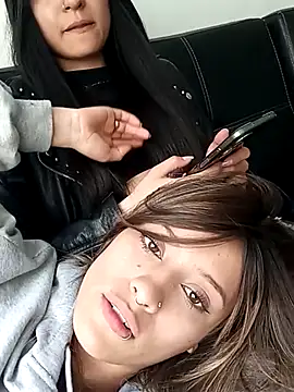 Gabby and Alice online show from February 2025 06:43:01 PM