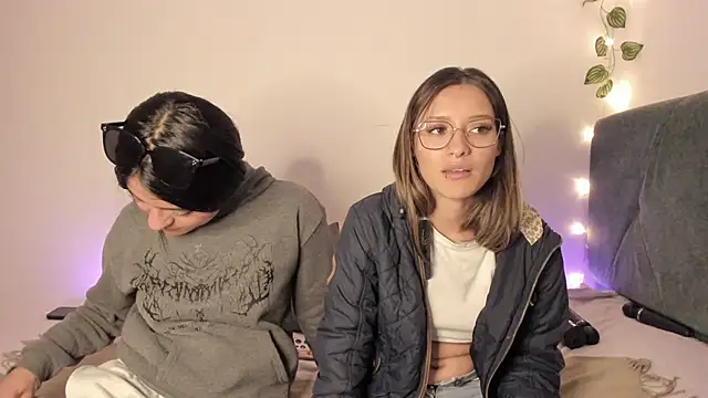 Gabby and Alice online show from March 2025 11:43:01 PM