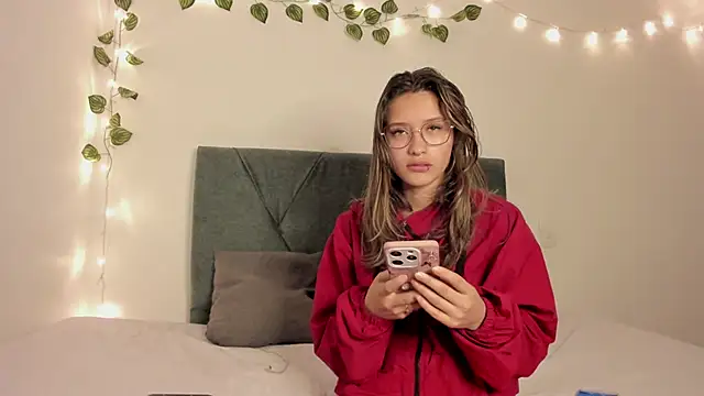 Gabby and Alice online show from March 2025 11:36:02 PM