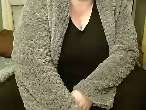 Snapshot of MarthaBriest chatting on January 2025 07:20:02 AM MarthaBriest online show from January 2025 07:20:02 AM