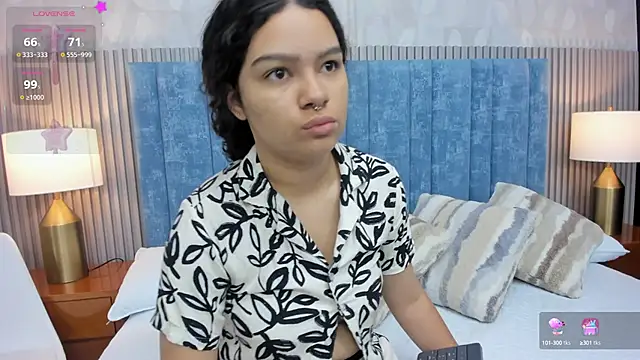 pretty sunlight  online show from October 2025 01:24:02 AM