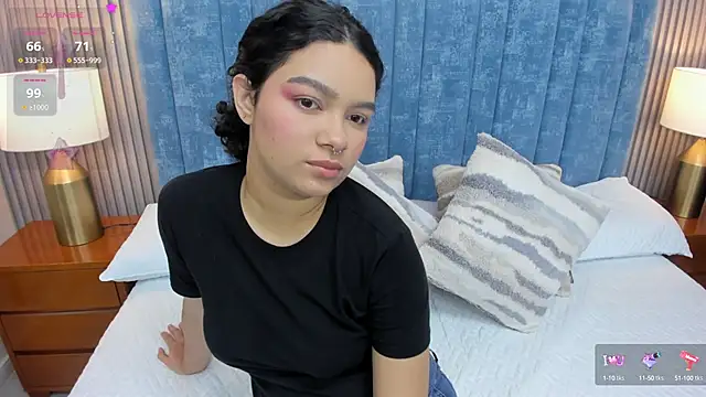 pretty sunlight  online show from November 2025 02:11:02 AM