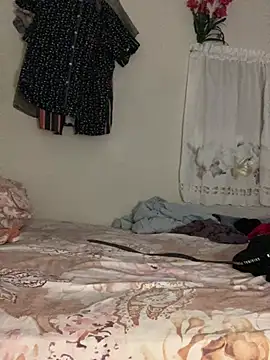 Johnras121 online show from February 2026 11:32:01 PM