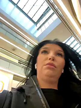 Snapshot of Tisha_Busty chatting on October 2025 11:16:01 AM Tisha Busty online show from October 2025 11:16:01 AM