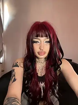 Snapshot of madelinexx chatting on October 2025 12:47:01 PM madelinexx online show from October 2025 12:47:01 PM