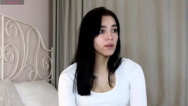 WildaBendell online show from March 2025 01:24:02 PM