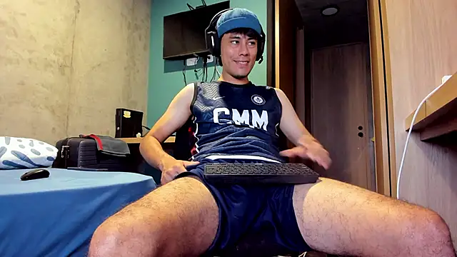 Huge latin cock online show from January 2026 07:28:02 PM