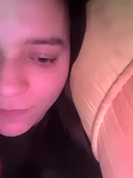 Snapshot of Catgirl8 chatting on December 2024 12:00:01 PM Catgirl8 online show from December 2024 12:00:01 PM