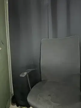 Snapshot of bad_diva chatting on January 2025 04:28:02 PM bad diva online show from January 2025 04:28:02 PM