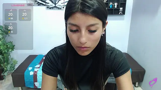 Snapshot of Cailee_Mansour chatting on December 2024 08:18:01 PM Cailee Mansour online show from December 2024 08:18:01 PM