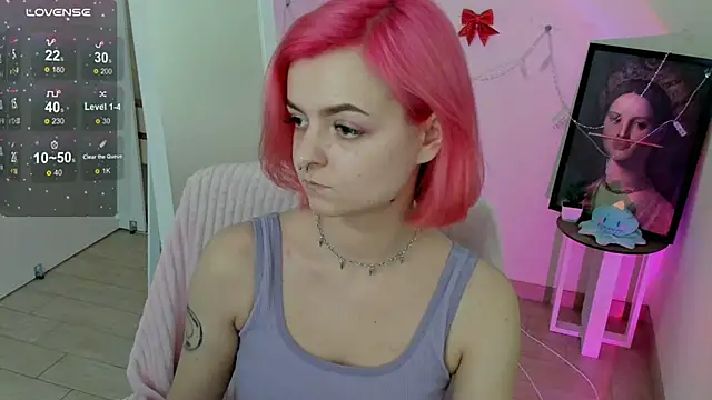 Fire Bestie online show from February 2025 01:19:01 PM