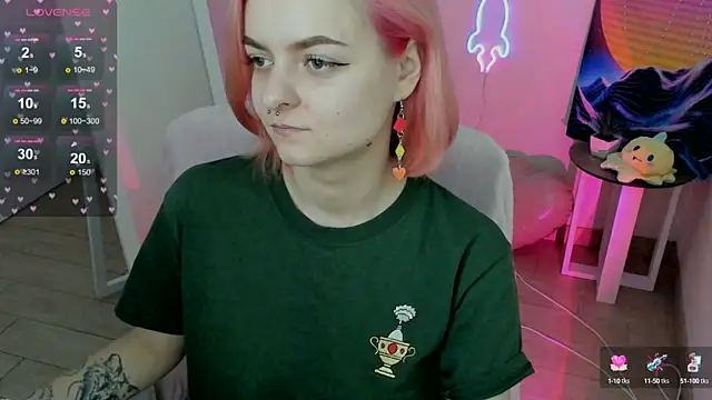 Fire Bestie online show from February 2025 07:48:01 AM