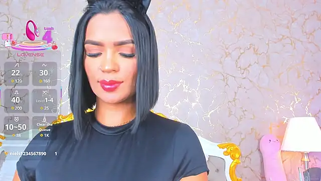 EmilyCurtiis online show from March 2025 01:21:01 PM