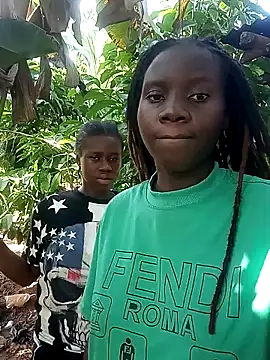 Black juicy24 online show from February 2025 01:41:01 PM