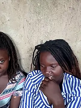 Black juicy24 online show from March 2025 12:22:01 PM