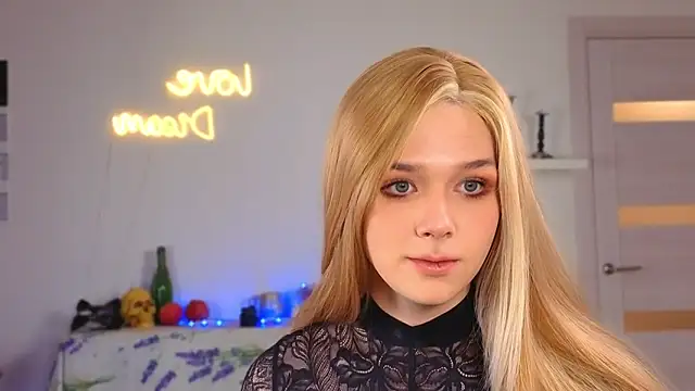  yourFoxy  online show from November 2025 04:41:02 PM