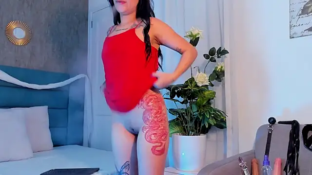 Snapshot of DakottaHill chatting on February 2025 01:08:01 AM DakottaHill online show from February 2025 01:08:01 AM