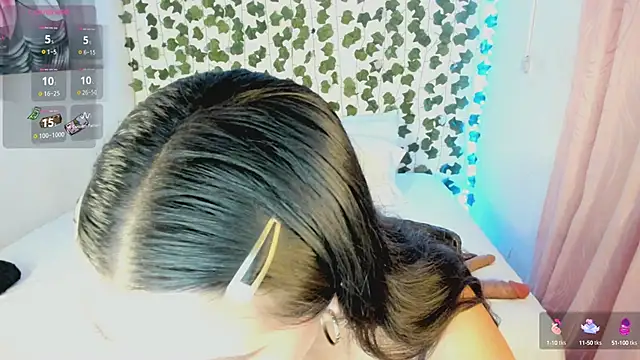 Snapshot of daren_paulina chatting on September 2025 04:47:01 AM daren paulina online show from September 2025 04:47:01 AM