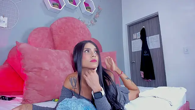 StefanyWilliams  online show from February 2025 03:44:01 AM