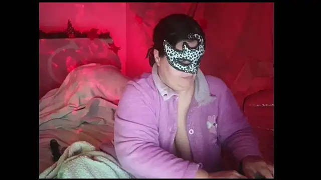 Snapshot of passionduo4 chatting on January 2025 10:34:02 PM passionduo4 online show from January 2025 10:34:02 PM