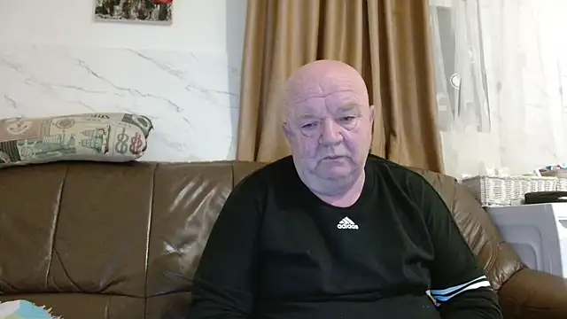 fullballs6 online show from February 2026 03:27:01 AM