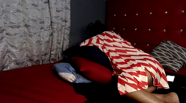 Foxybrownxx1 online show from March 2025 05:40:02 AM