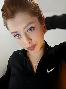 nix white online show from January 2025 10:43:02 PM