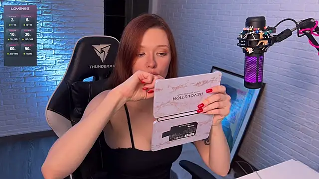 Snapshot of mirai_meeow chatting on January 2025 02:28:01 PM mirai meeow online show from January 2025 02:28:01 PM