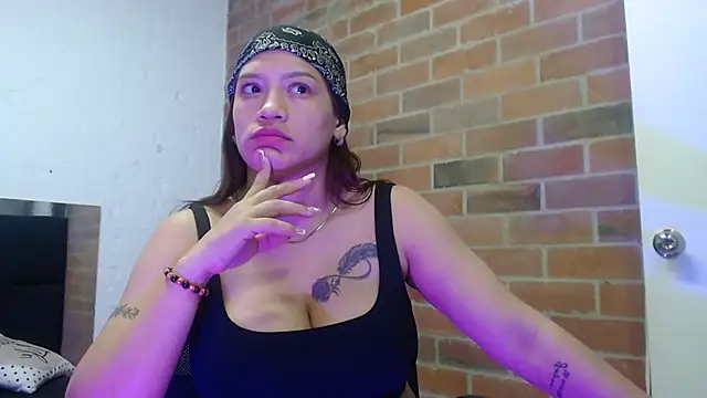 Snapshot of samantha__karolstone chatting on October 2025 02:14:02 AM samantha karolstone online show from October 2025 02:14:02 AM