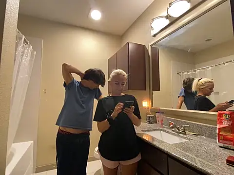 girlfriendmissy online show from March 2025 11:25:01 PM