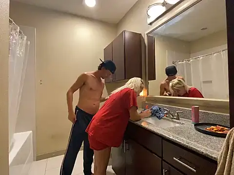 girlfriendmissy online show from March 2025 10:06:02 PM