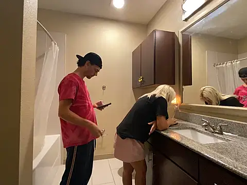 girlfriendmissy online show from March 2025 09:42:02 PM