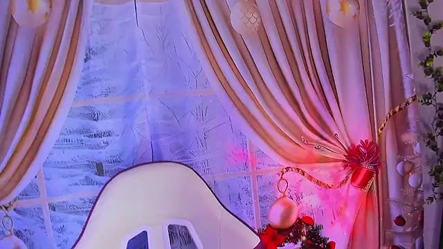 Snapshot of GilaKat chatting on December 2024 04:10:02 AM GilaKat online show from December 2024 04:10:02 AM