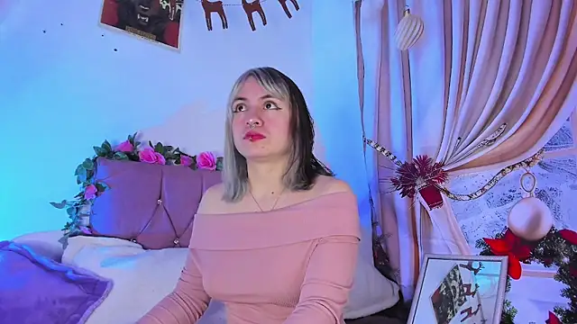 Snapshot of GilaKat chatting on December 2024 09:55:02 AM GilaKat online show from December 2024 09:55:02 AM