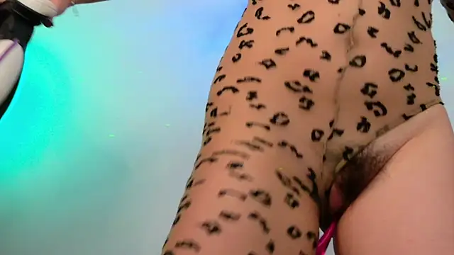 Snapshot of GilaKat chatting on October 2025 04:56:02 AM GilaKat online show from October 2025 04:56:02 AM